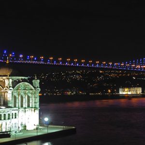 Crucero con Cena y Espectáculo